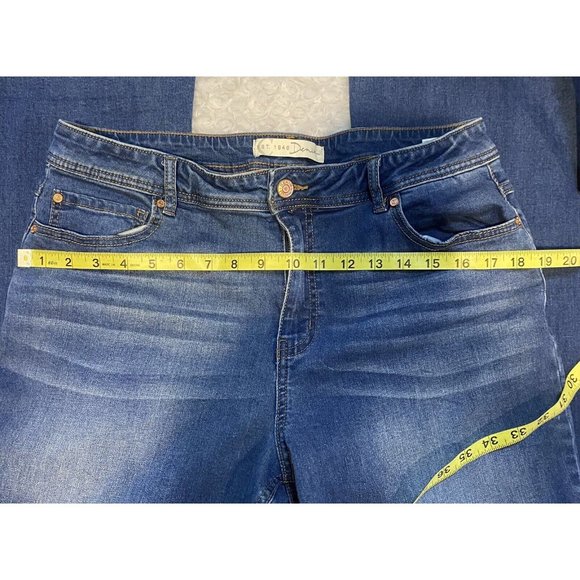 Est 1946 Denim Hi Rise Flared Leg Size 14 Jeans Raw Edge Stretch - Picture 11 of 16